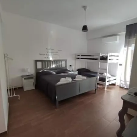 アパート A Casa Di Franco ミラッツォ